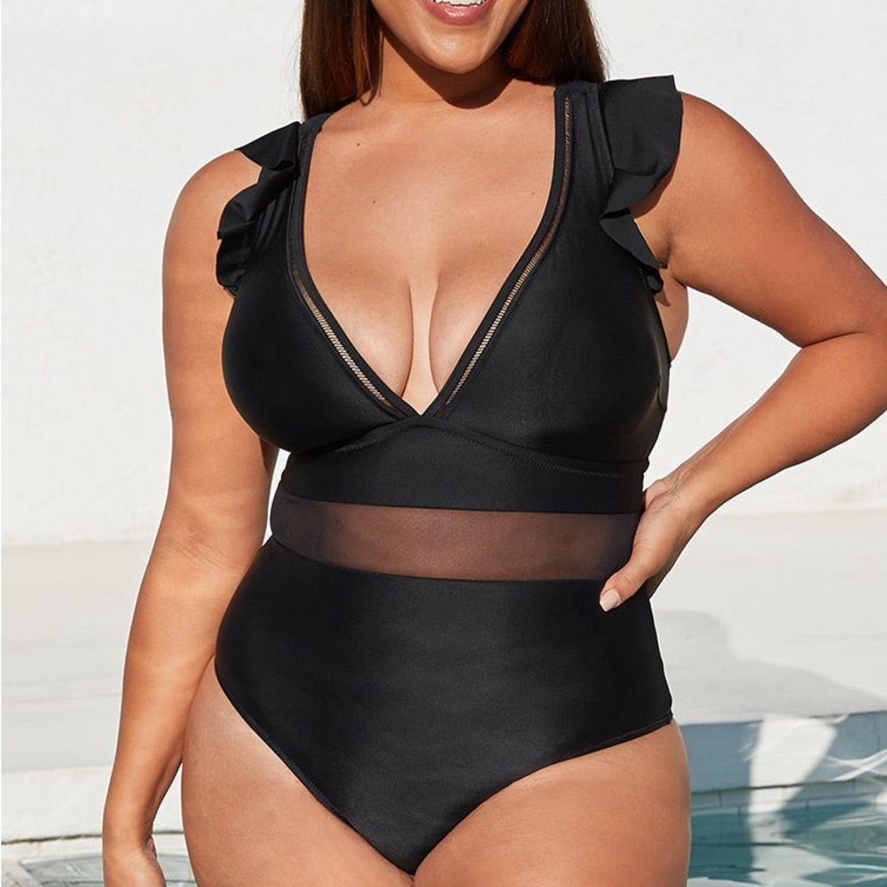 NWT Cupshe Black Ruffle Plunge V Neck